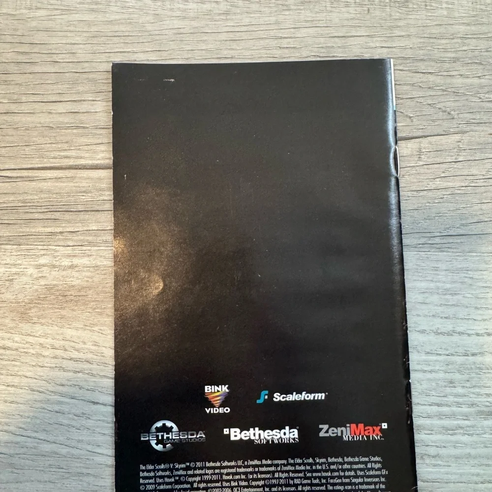Elder Scrolls V Bethesda Skyrim Game PC RPG 2011 Complete Dvdrom Key Map Manual